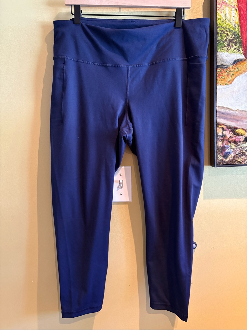 Ladies GAP FIT XL navy 7/8’s length leggings with 2 pockets